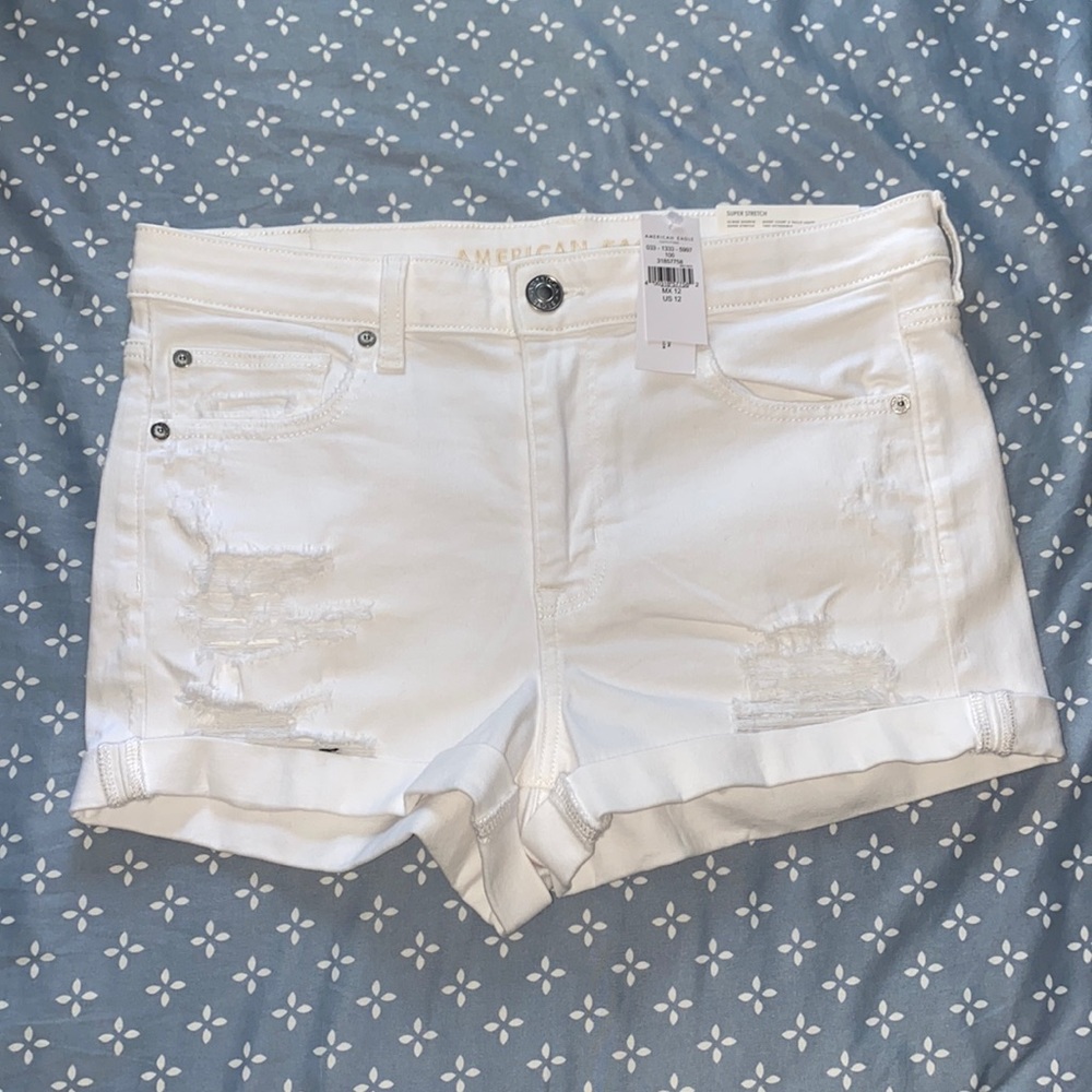 NWT American Eagle White Shorts